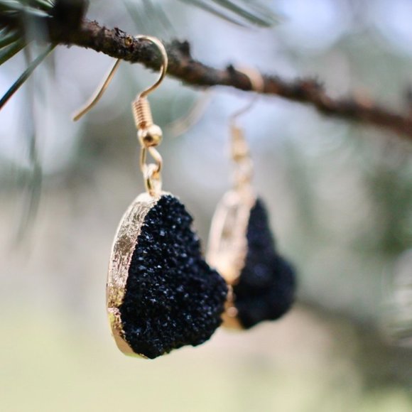 New 14K Gold Black Druzy Teardrop Dangle Earrings - Picture 11 of 13